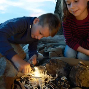 HABA Terra Kids set za prižiganje ognja za raziskovanje narave